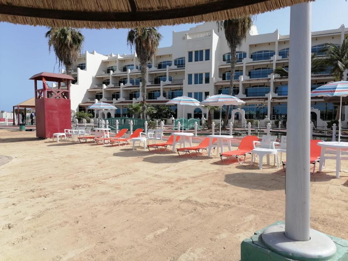 Durrah Beach Apartment 杜拉特阿拉尔 外观 照片