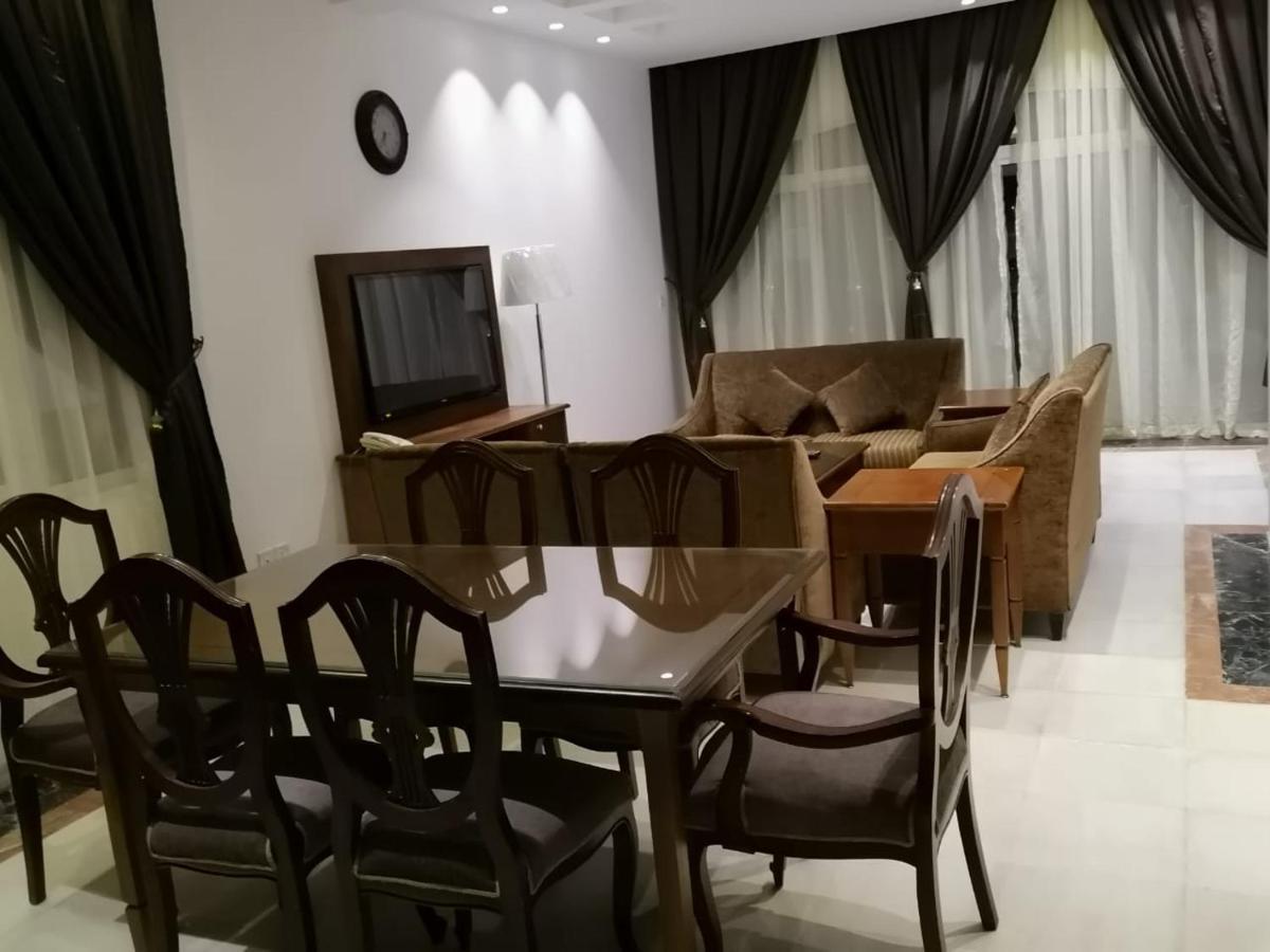 Durrah Beach Apartment 杜拉特阿拉尔 外观 照片